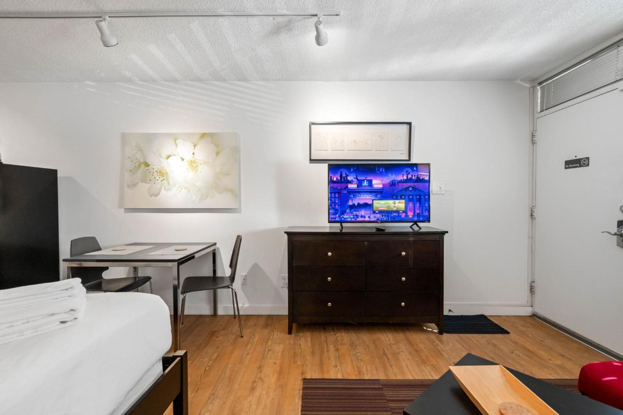 Studios On 25Th By Bca Furnished Apartments أتلانتا الغرفة الصورة