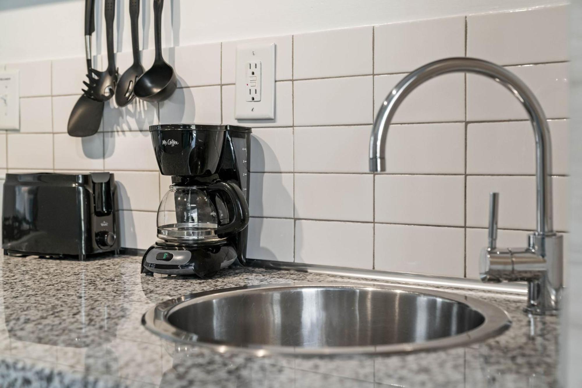 Studios On 25Th By Bca Furnished Apartments أتلانتا الغرفة الصورة