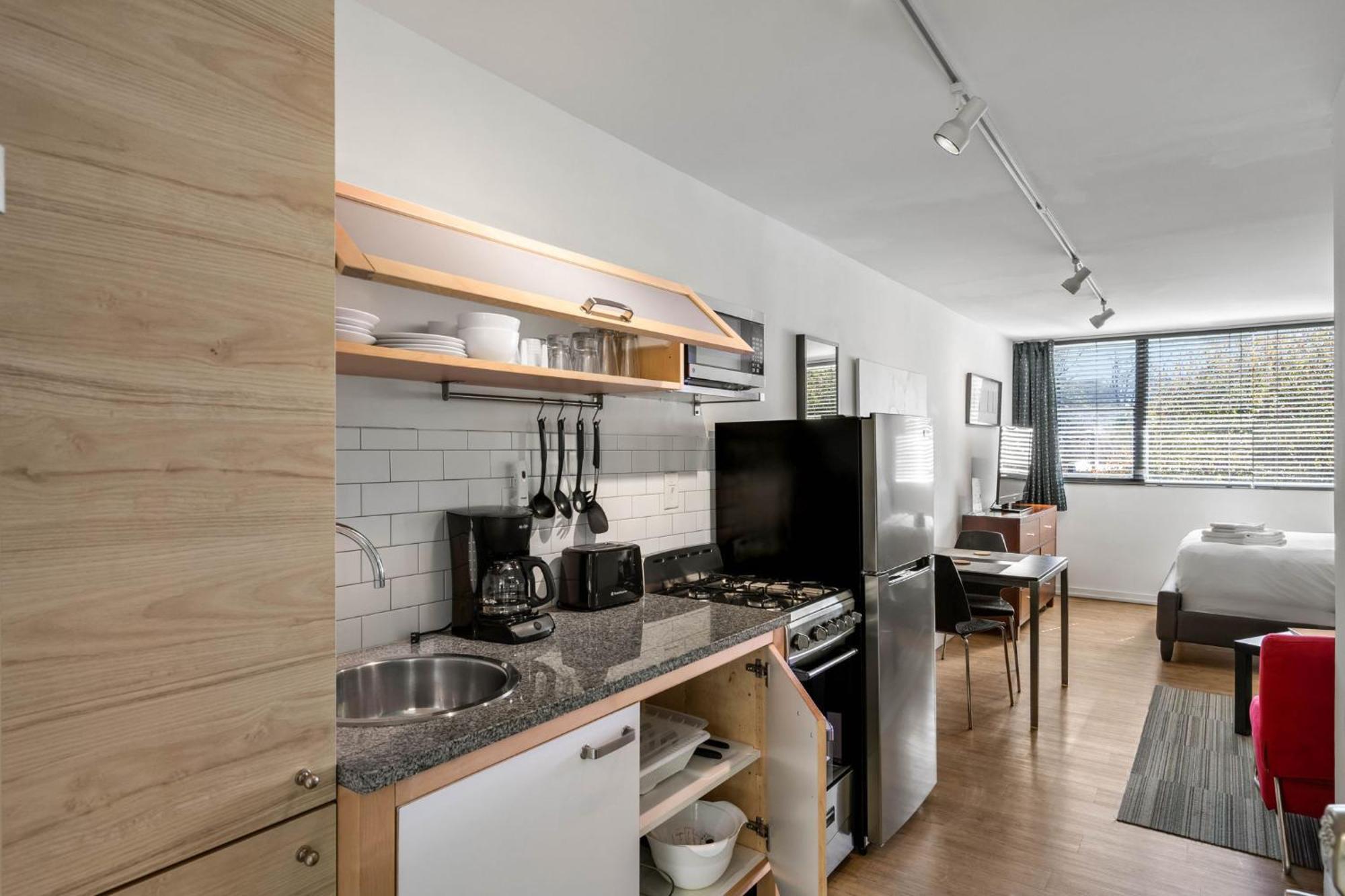 Studios On 25Th By Bca Furnished Apartments أتلانتا الغرفة الصورة